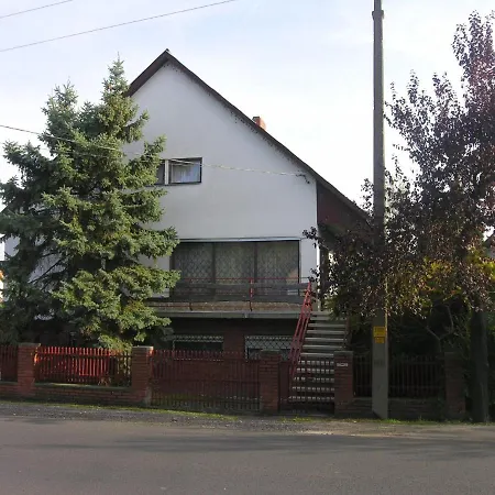 In Balatonlelle/balaton 19159 Apartamento